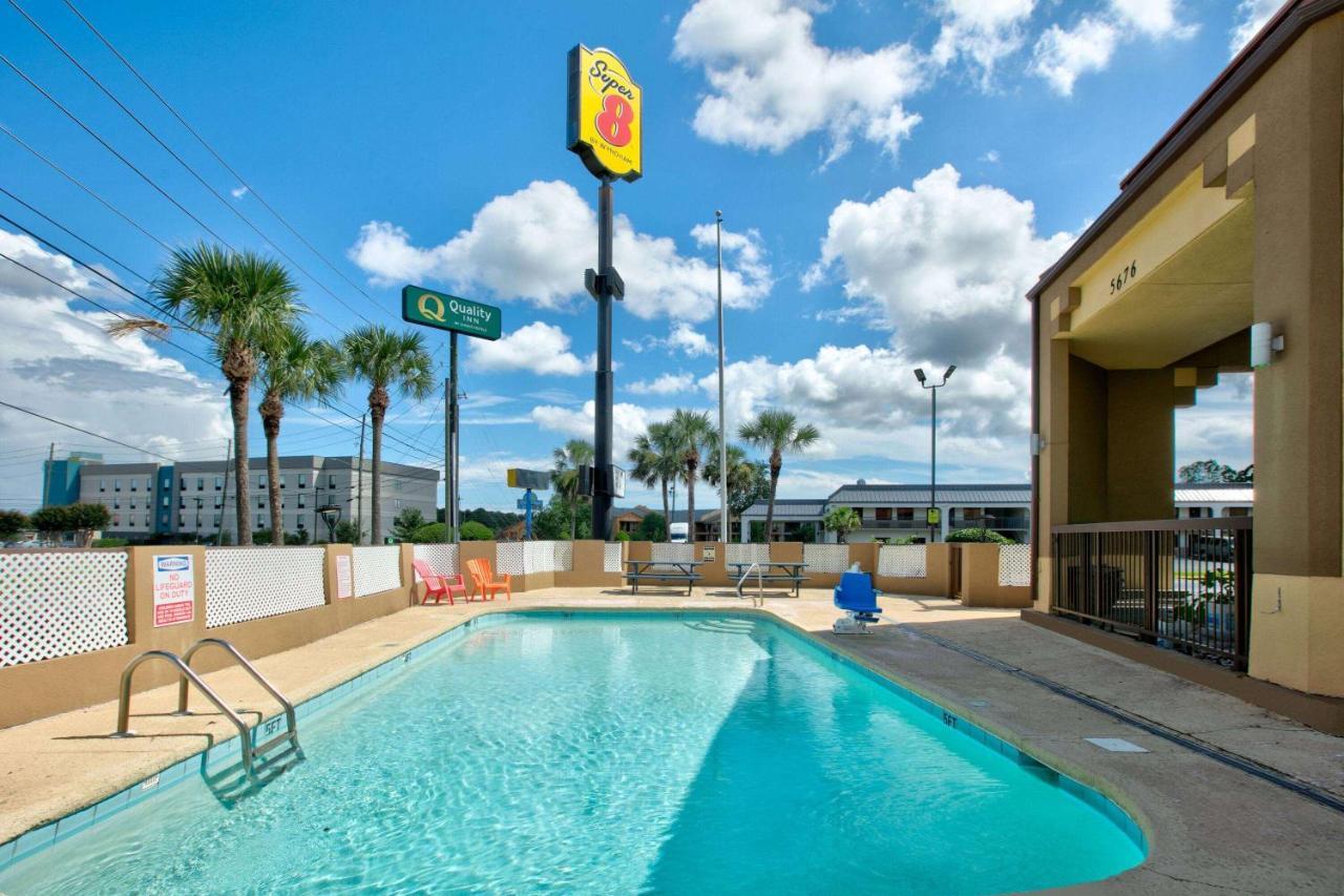 Super 8 By Wyndham Mobile/Tillmans Corner Extérieur photo